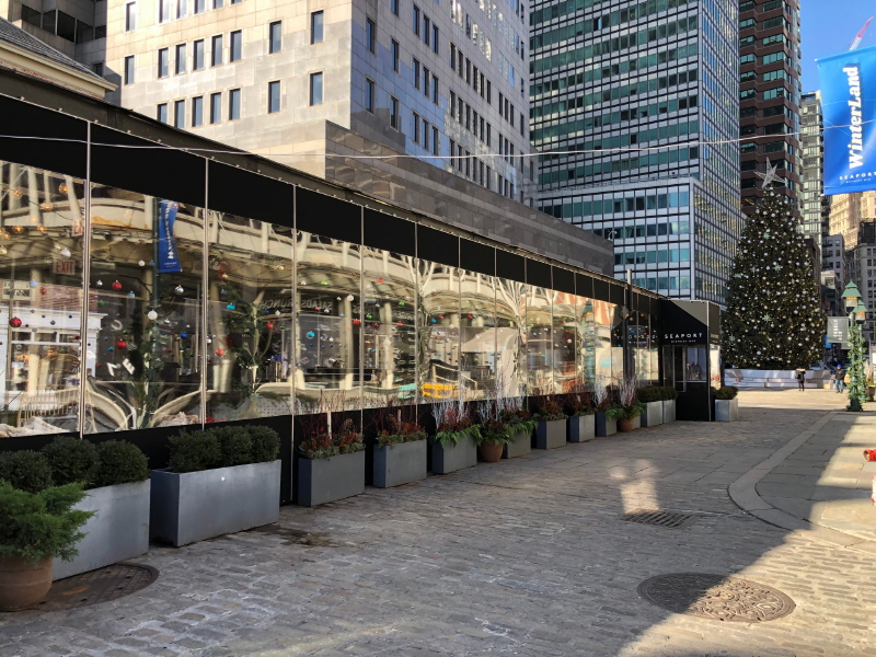 Seaport Garden Bar Winter Enclosure (17)
