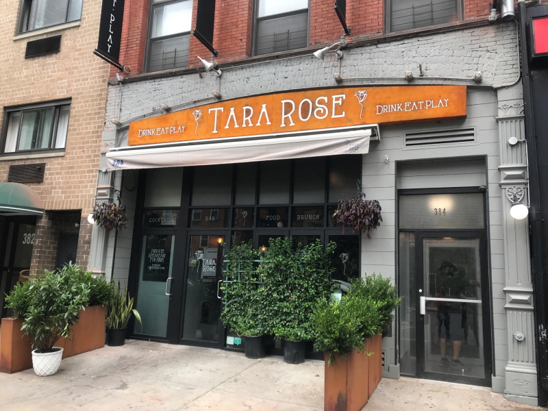 Tara Rose (2)
