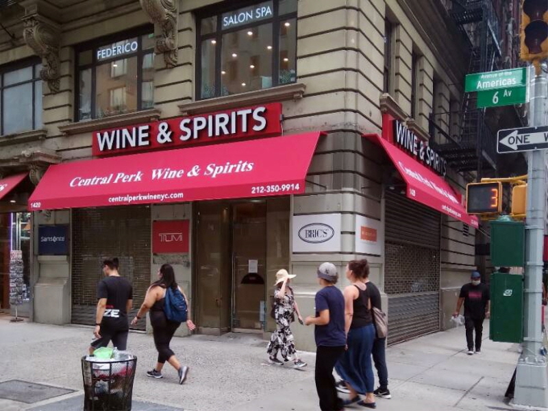 Central Perk Wine & Spirits (2)
